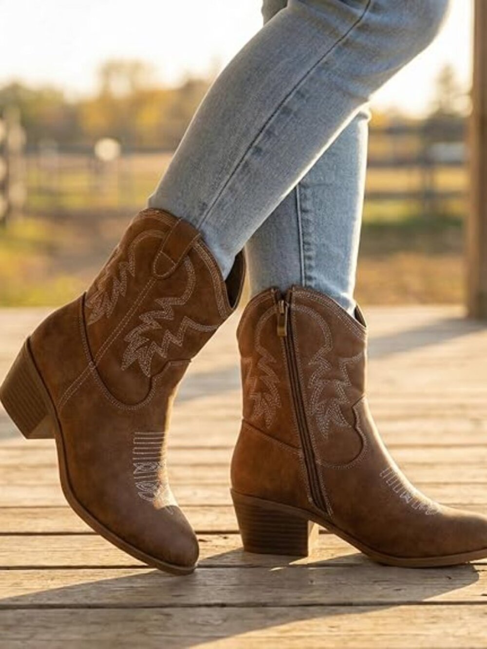 Women's Brown Pu Leather Cowgirl Boots Womens Fashion Tall Boots for Ladies - Picture 4 of 4